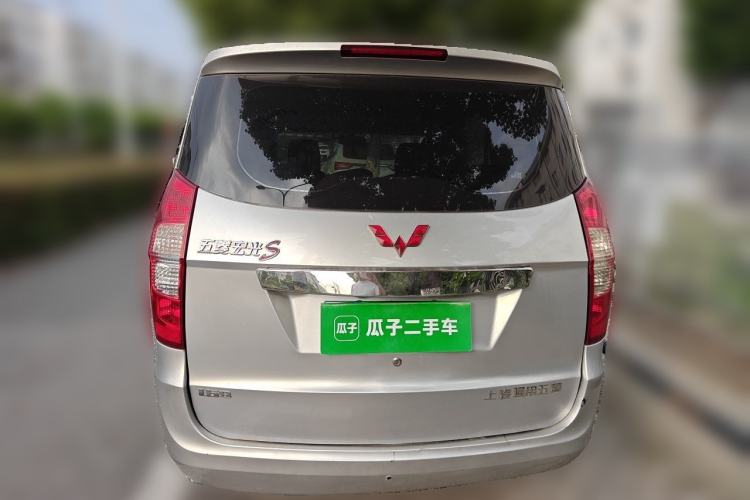 Used Wuling Hongguang 2014 1.5L S Standard Version Rear