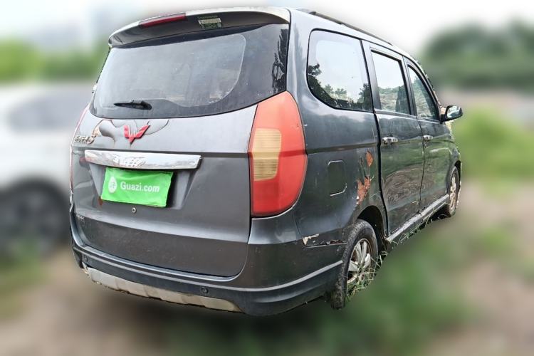 Used Wuling Hongguang 2014 1.5L S Luxury Model Rear Right 45 Deg