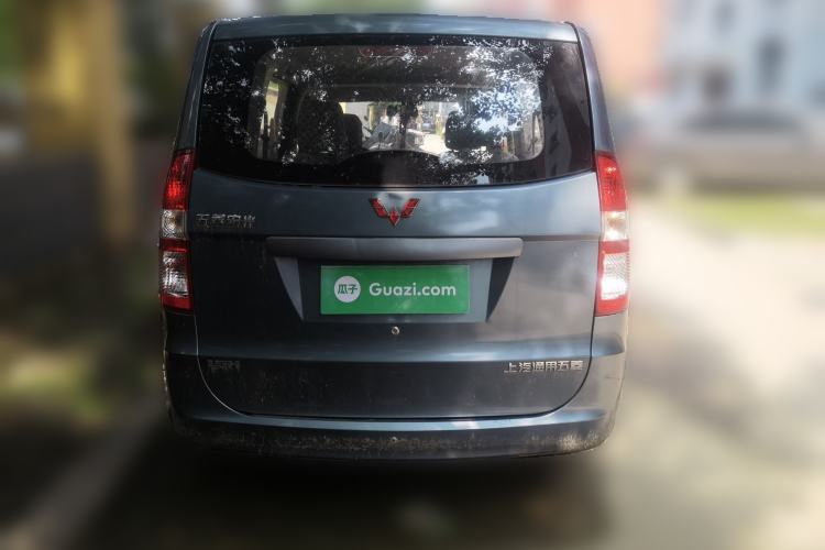 Used Wuling Hongguang 2014 1.5L Standard Version Rear