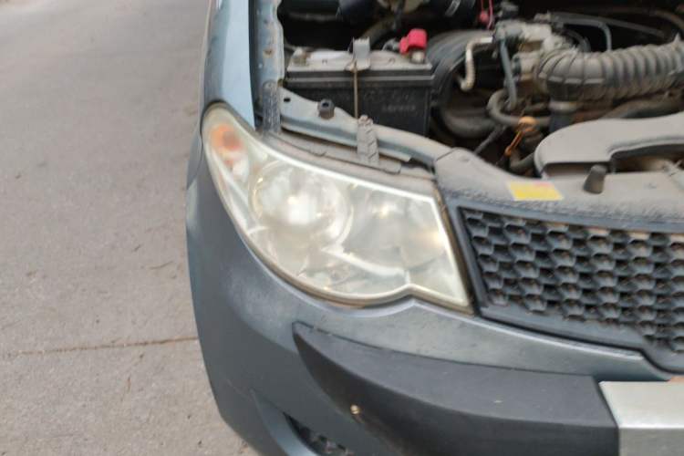 Used Wuling Hongguang 2014 1.2L Base Model China IV Right Front Headlight