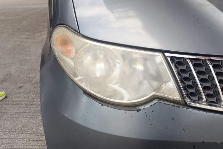 Used Wuling Hongguang 2014 1.2L Standard Model China IV Right Front Headlight