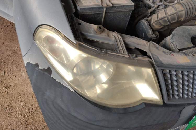 Used Wuling Hongguang 2014 1.5L Base Version Right Front Headlight