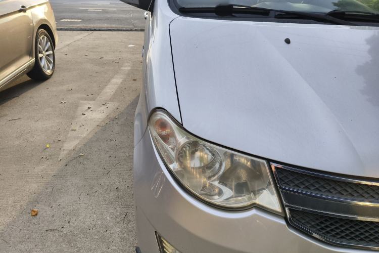 Used Wuling Hongguang 2014 1.5L S Luxury Model Right Front Headlight