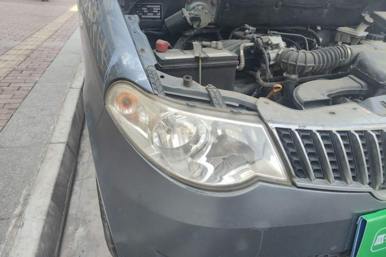 Used Wuling Hongguang 2014 1.2L Base Model China IV Right Front Headlight