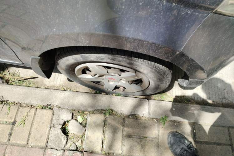 Used Wuling Hongguang 2014 1.2L Base Model China IV Right Front Wheel Hub