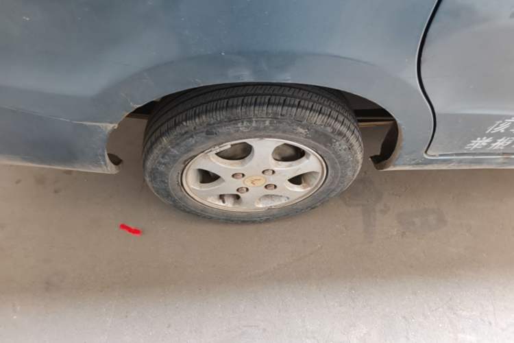Used Wuling Hongguang 2014 1.5L Base Version Right Rear Wheel Hub