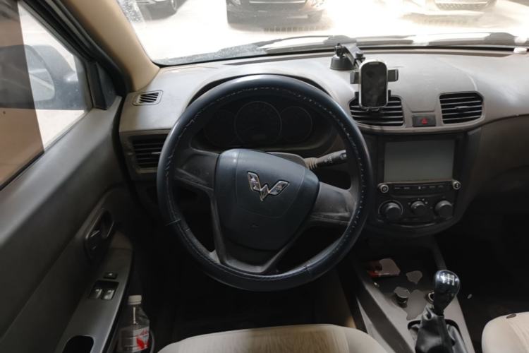 Used Wuling Hongguang 2014 1.5L Base Version Steering Wheel