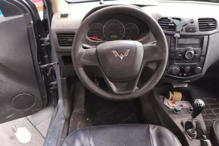 Used Wuling Hongguang 2014 1.2L Base Model China IV Steering Wheel