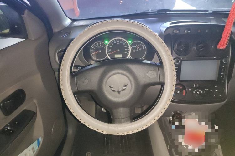 Used Wuling Hongguang 2014 1.5L Base Version Steering Wheel