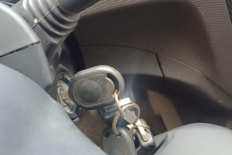 Used Wuling Hongguang 2014 1.2L Standard Model China IV Vehicle Key