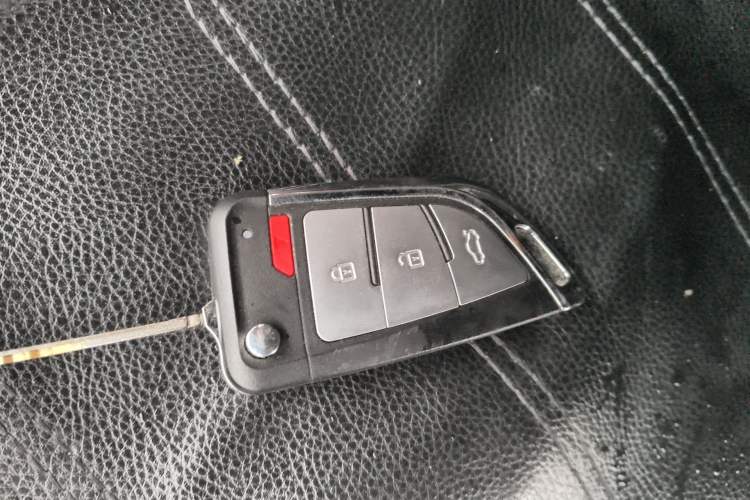 Used Wuling Hongguang 2014 1.2L Base Model China IV Vehicle Key