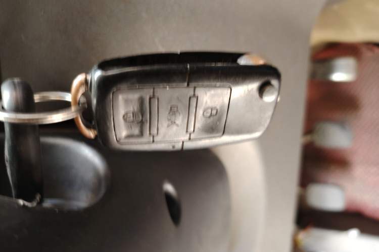 Used Wuling Hongguang 2014 1.2L Base Model China IV Vehicle Key