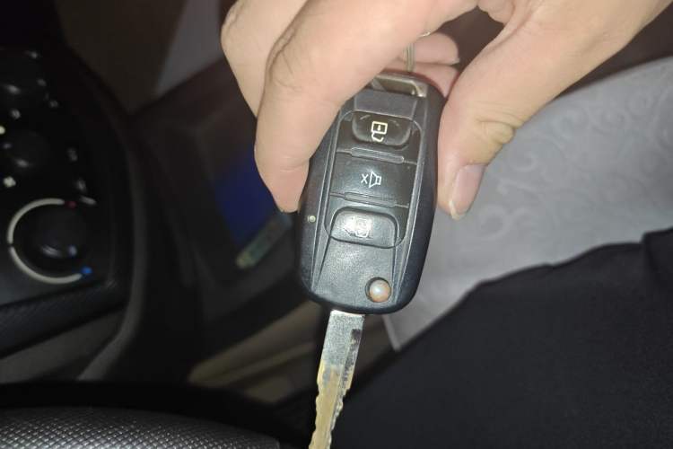 Used Wuling Hongguang 2014 1.5L Standard Version Vehicle Key