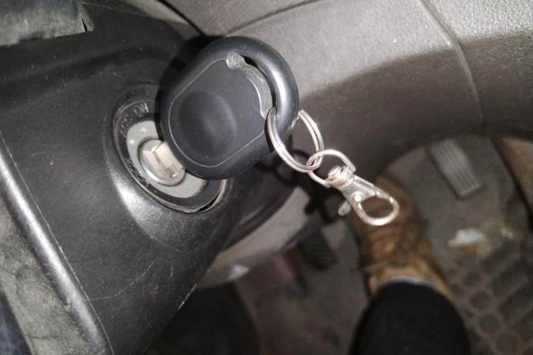 Used Wuling Hongguang 2014 1.2L Standard Model China IV Vehicle Key
