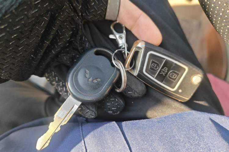 Used Wuling Hongguang 2014 1.2L Standard Model China IV Vehicle Key