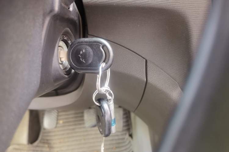 Used Wuling Hongguang 2014 1.5L Standard Version Vehicle Key