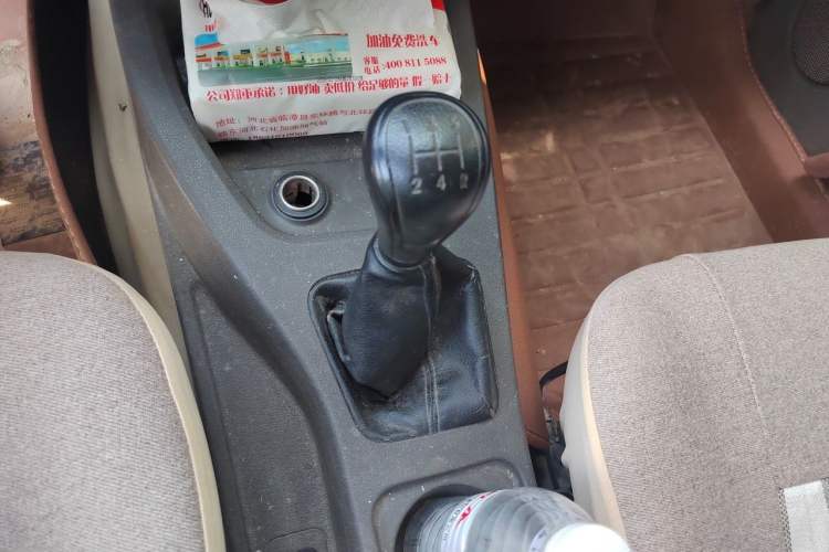 Used Wuling Hongguang 2014 1.5L Base Version Gear Lever