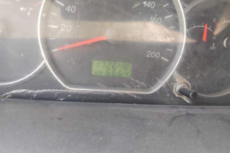 Used Wuling Hongguang 2014 1.5L Base Version Odometer Close Up