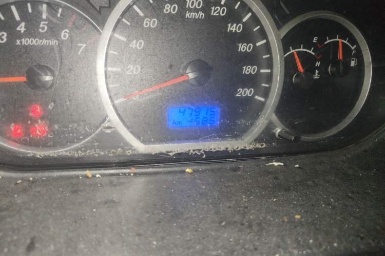 Used Wuling Hongguang 2014 1.2L Standard Model China IV Odometer Close Up