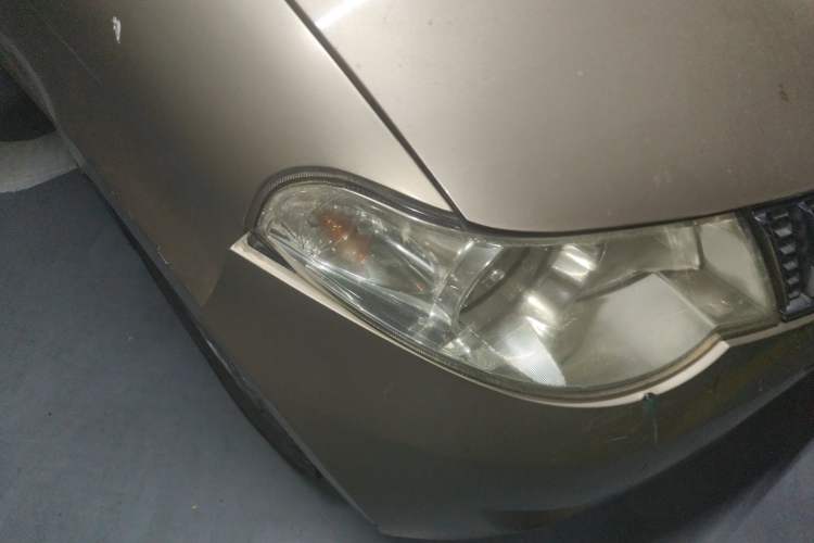 Used Wuling Hongguang 2014 1.2L Standard Model China IV Right Front Headlight