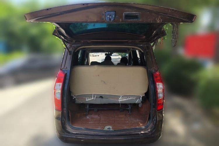 Used Wuling Hongguang 2014 1.5L Base Version Trunk