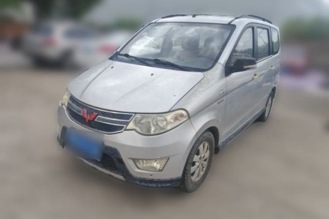 Wuling Hongguang 2014 1.5L S Comfort Model de segunda mano