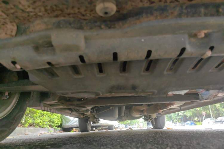 Used Wuling Hongguang 2014 1.5L S Luxury Model Chassis Front