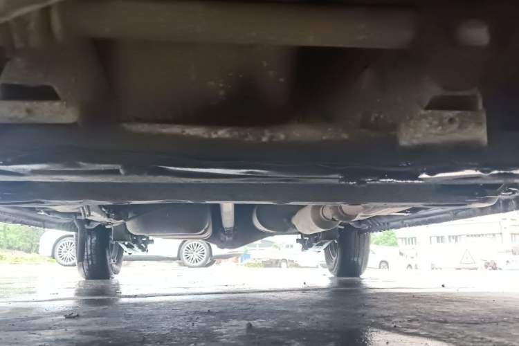 Used Wuling Hongguang 2014 1.5L S Standard Version Chassis Front