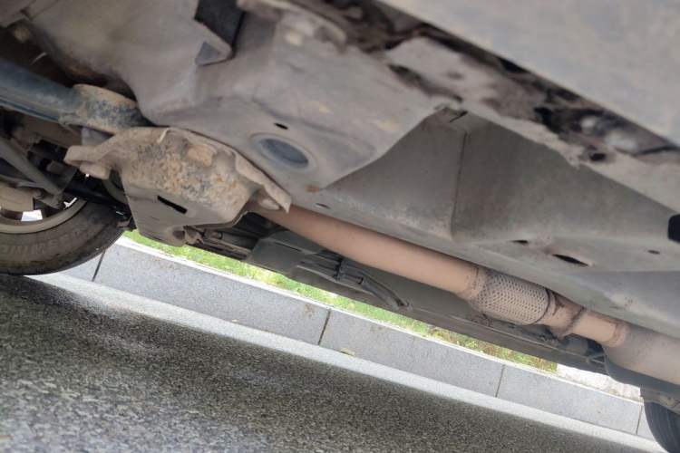 Used Wuling Hongguang 2014 1.5L S Comfort Model Chassis Front Left