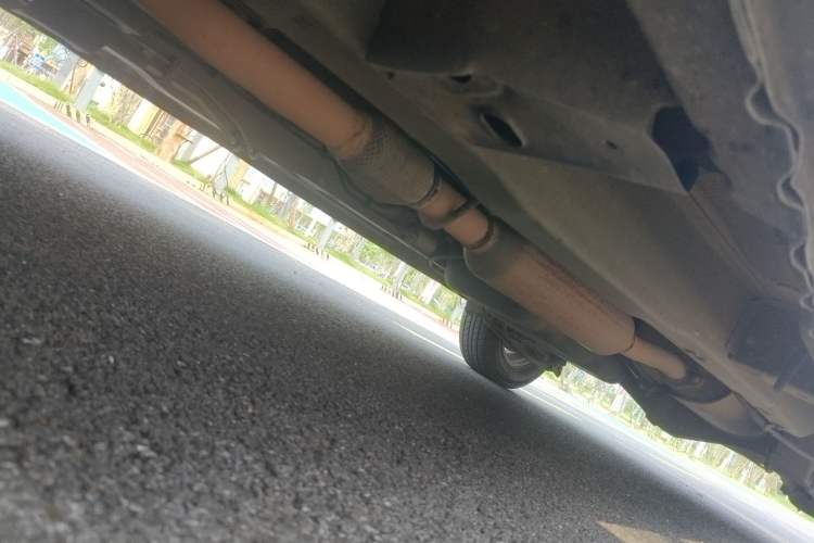 Used Wuling Hongguang 2014 1.5L S Standard Version Chassis Front Left