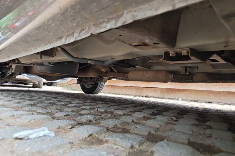 Used Wuling Hongguang 2014 1.5L Standard Version Chassis Front Right