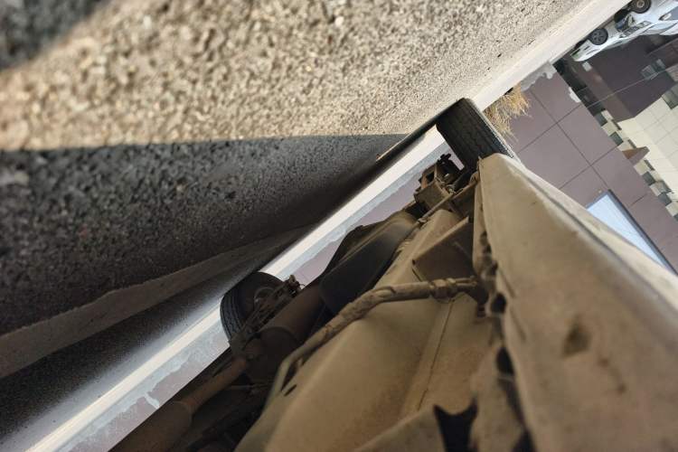 Used Wuling Hongguang 2014 1.5L S Standard Version Chassis Front Right