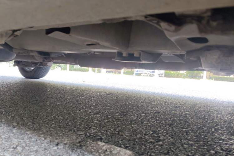 Used Wuling Hongguang 2014 1.5L S Comfort Model Chassis Front Right