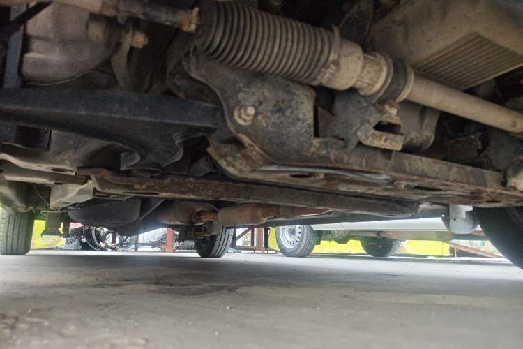 Used Wuling Hongguang 2014 1.5L S Standard Version Chassis Front Right
