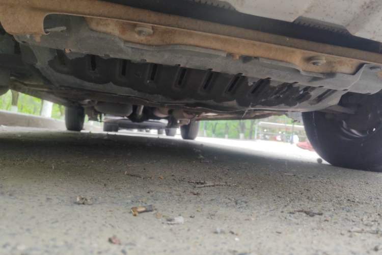 Used Wuling Hongguang 2014 1.2L Base Model China IV Chassis Front