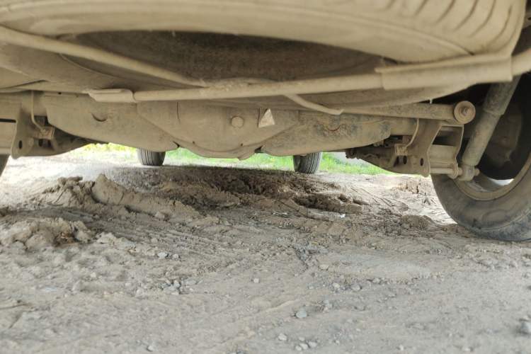 Used Wuling Hongguang 2014 1.5L S Comfort Model Chassis Rear