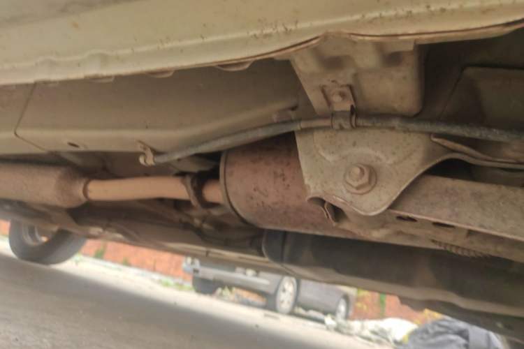 Used Wuling Hongguang 2014 1.5L S Comfort Model Chassis Rear Left