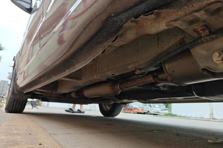 Used Wuling Hongguang 2014 1.5L S Standard Version Chassis Rear Left