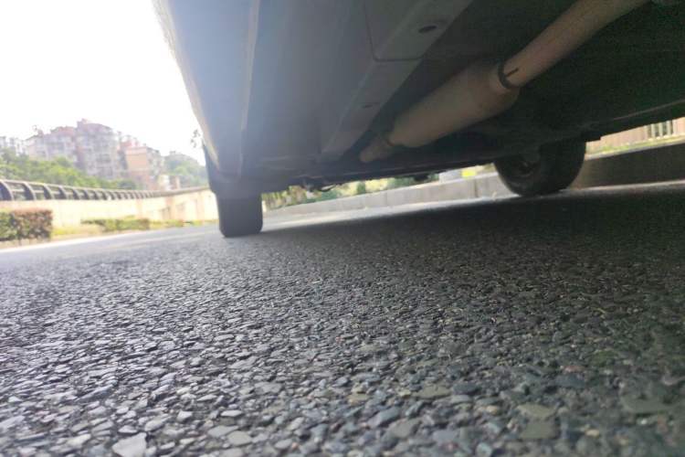 Used Wuling Hongguang 2014 1.5L S Standard Version Chassis Rear Left
