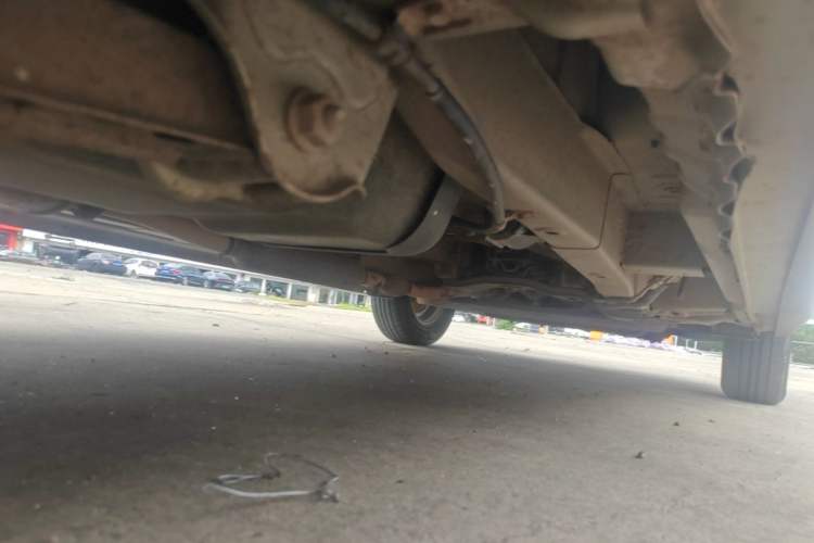 Used Wuling Hongguang 2014 1.5L S Comfort Model Chassis Rear Right