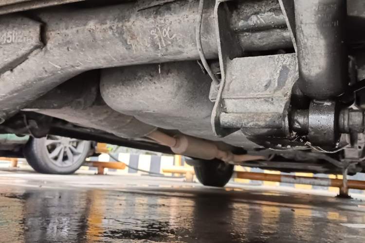 Used Wuling Hongguang 2014 1.5L S Standard Version Chassis Rear Right