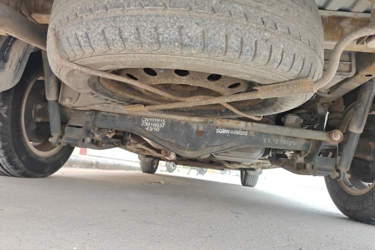 Used Wuling Hongguang 2014 1.5L S Standard Version Chassis Rear