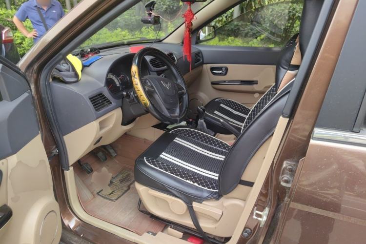 Used Wuling Hongguang 2014 1.5L S Luxury Model Driver Seat
