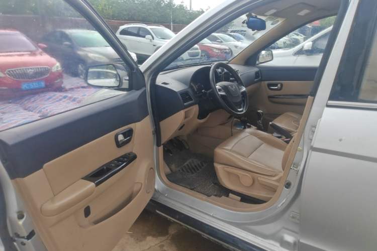 Used Wuling Hongguang 2014 1.5L S Comfort Model Driver Seat