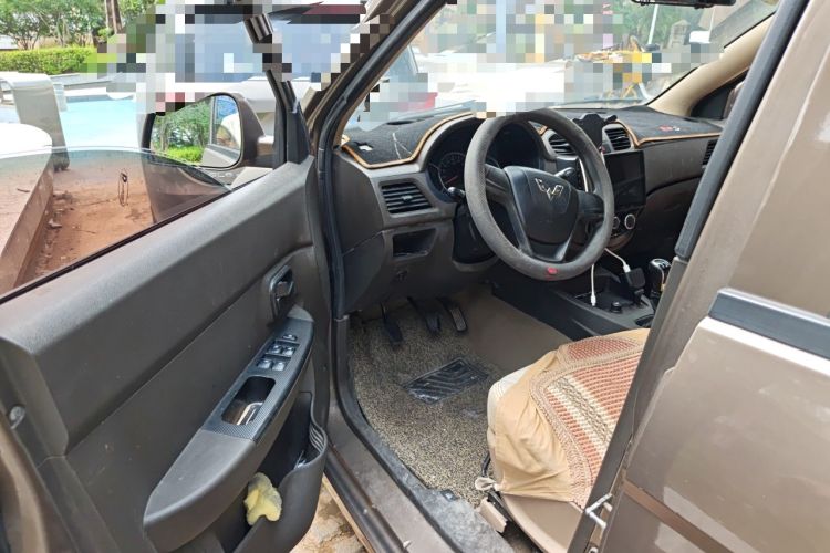 Used Wuling Hongguang 2014 1.5L Standard Version Driver Seat