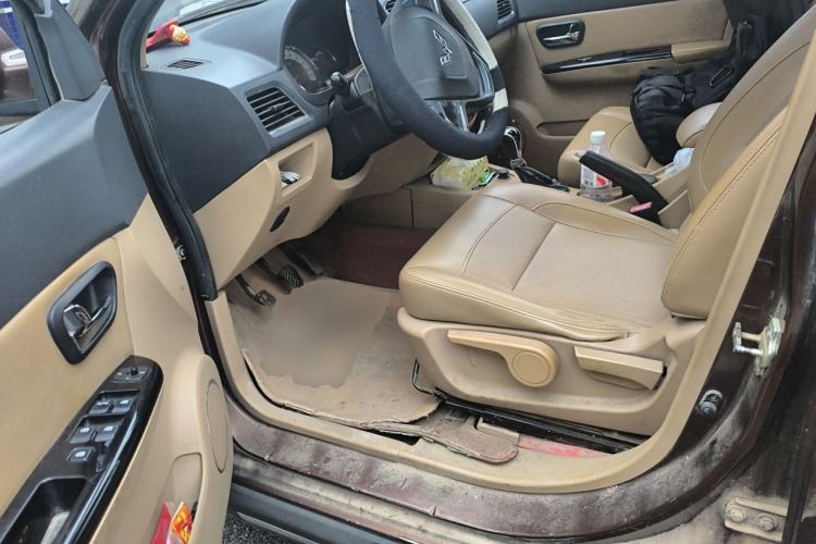 Used Wuling Hongguang 2014 1.2L S Comfort Model China IV Driver Seat
