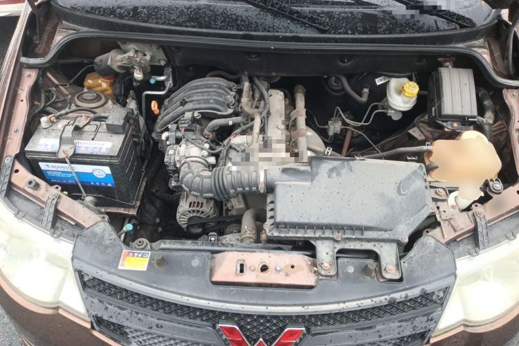 Used Wuling Hongguang 2014 1.2L Base Model China IV Engine Bay
