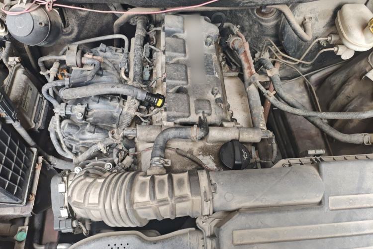 Used Wuling Hongguang 2014 1.5L S Standard Version Engine Bay