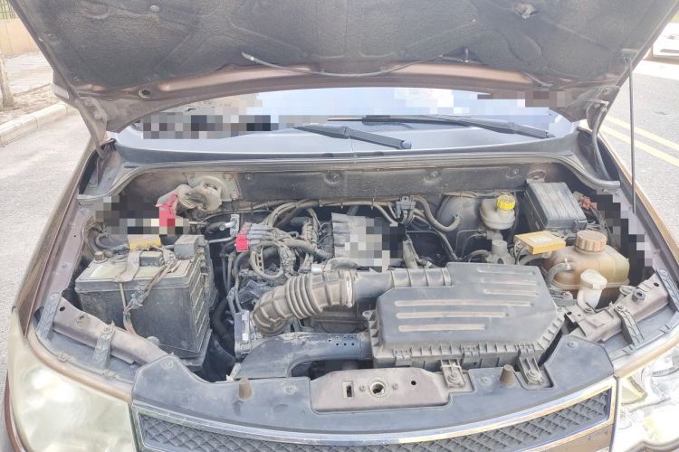 Used Wuling Hongguang 2014 1.5L S Standard Version Engine Bay
