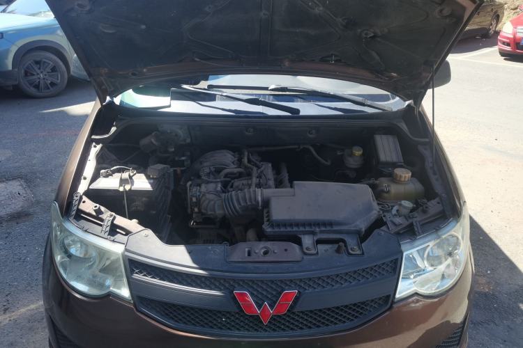 Used Wuling Hongguang 2014 1.2L Base Model China IV Engine Bay